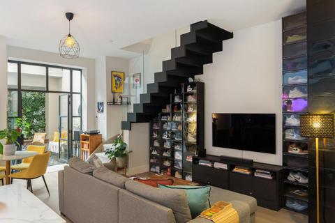 undefined, Gordon Road, W5, London, W5