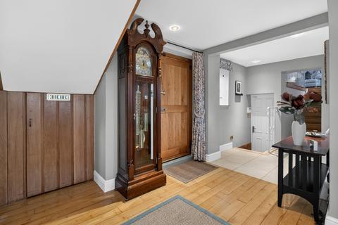3 bedroom detached house for sale, Church Road Brackley, Northamptonshire, NN13 7BU
