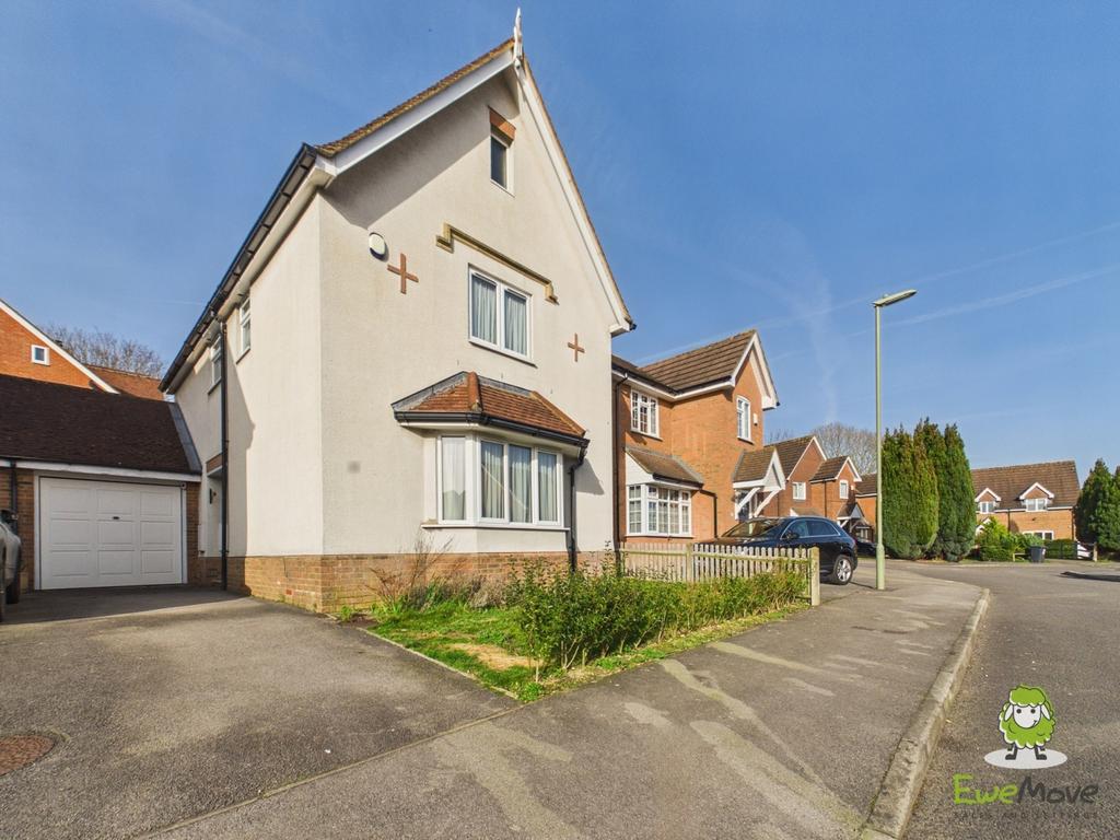 Ewe Move Basingstoke Estate Agents - Speckled Wood