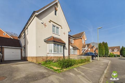 Speckled Wood Road, Basingstoke, Hampshire, RG24