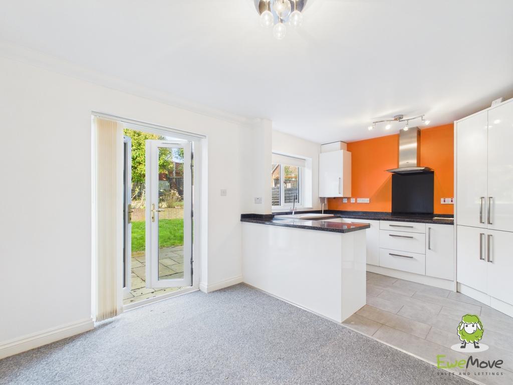 Ewe Move Basingstoke Estate Agents - Speckled Wood