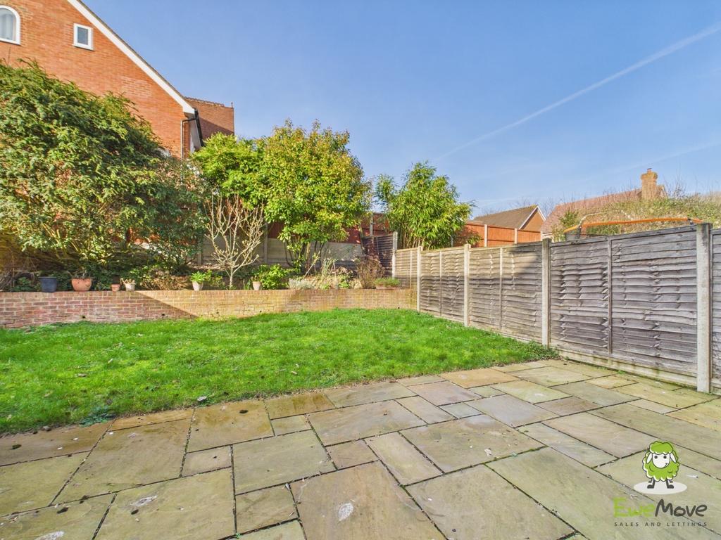 Ewe Move Basingstoke Estate Agents - Speckled Wood