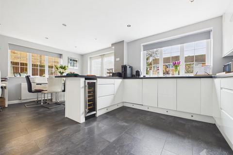 undefined, Manchester Close, Stevenage SG1