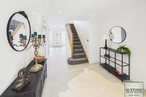 5 bedroom detached house for sale, Barton Road, Rugby, Warwickshire, CV22 7PT