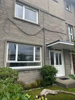 2 bedroom maisonette for sale