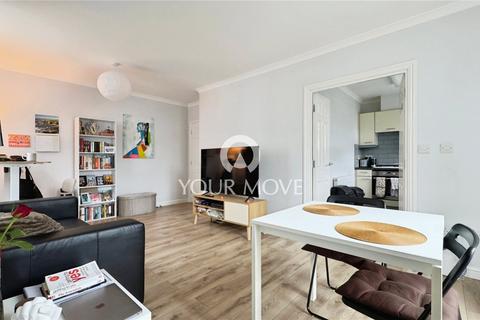 2 bedroom flat to rent, Cornwallis Road, London SE18