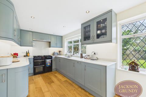 4 bedroom detached house for sale, Obelisk Rise, Kingsthorpe, NN2 8TY