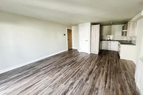 2 bedroom flat to rent, Town Lane, PO36