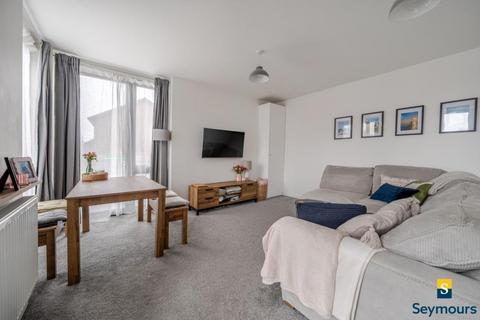 2 bedroom apartment to rent, 172 Worplesdon Road, Guildford GU2