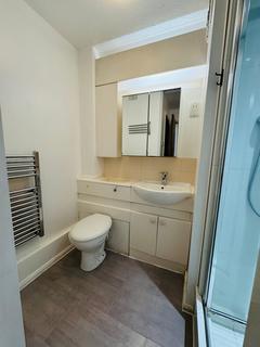 Studio to rent, Ash Walk, Wembley HA0