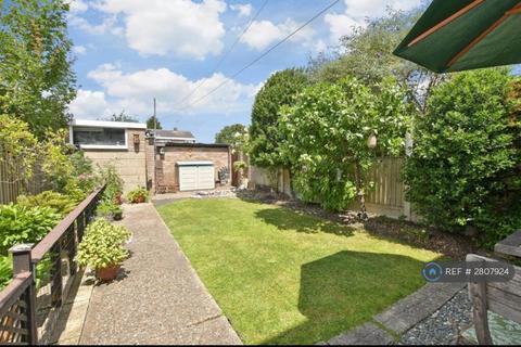 undefined, Dordells, Basildon, SS15