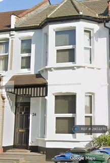 1 bedroom in a house share to rent, Plough Lane, London, SW19
