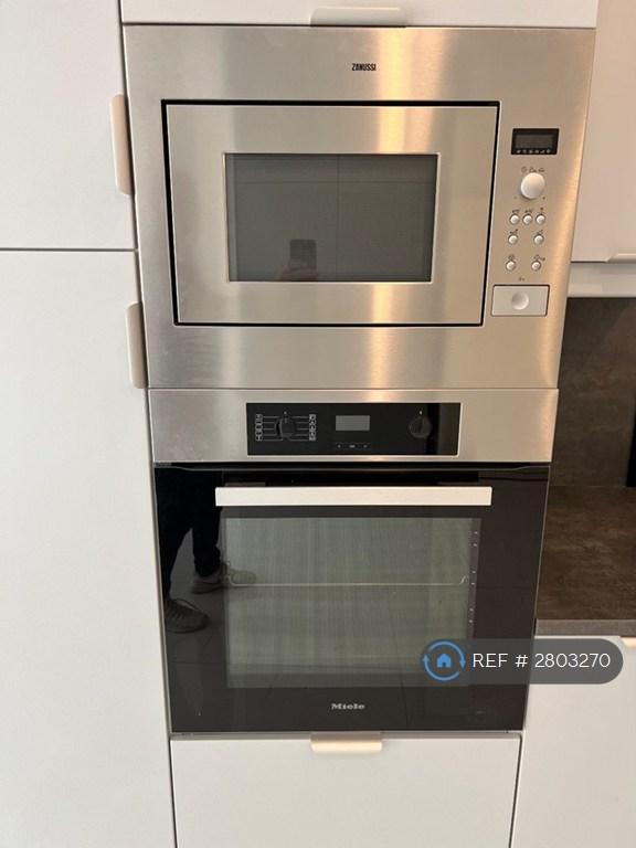 Oven