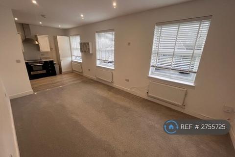 2 bedroom flat to rent, Somerville Court, Shanklin, PO37