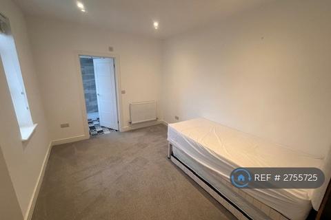 2 bedroom flat to rent, Somerville Court, Shanklin, PO37