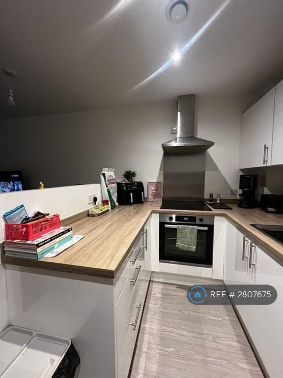 Kitchen/ Living Room