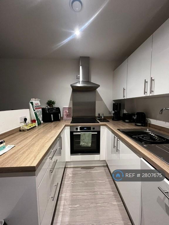 Kitchen/ Living Room