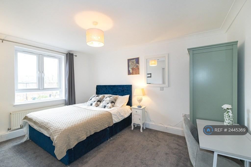 Double Bedroom 2