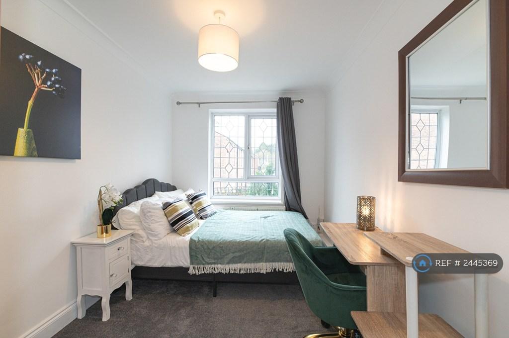Double Bedroom 4 - Full View