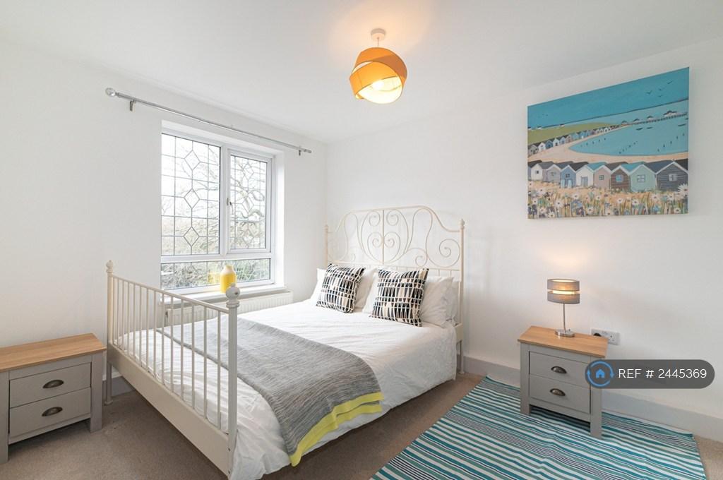 Ensuite 6 Double Bedroom 6