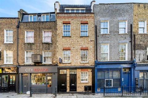 undefined, Cannon Street Road, London, E1
