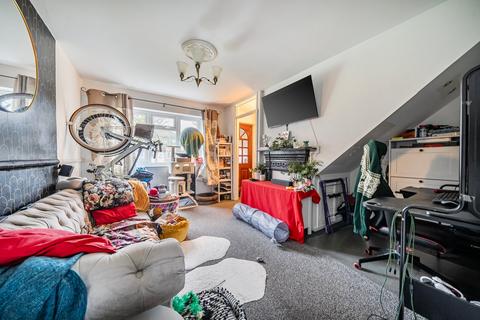 2 bedroom semi-detached house for sale, Tunstock Way, Belvedere DA17