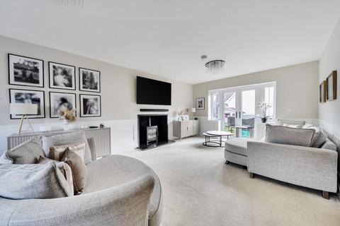 4 bedroom detached house for sale, Carpenters Lane, Hadlow, TN11