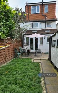 undefined, Lisbon Avenue, Twickenham, TW2