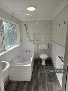 3 bedroom terraced house to rent, Bonchurch St, Leicester, LE3