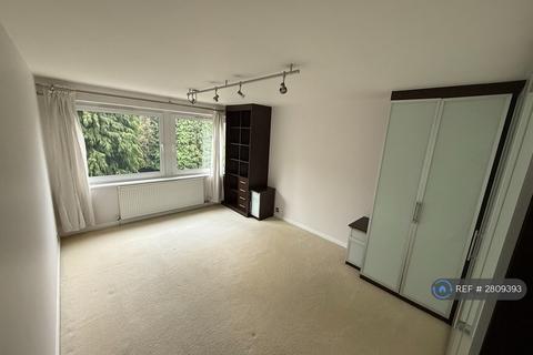 undefined, Marcourt Lawns, London, W5