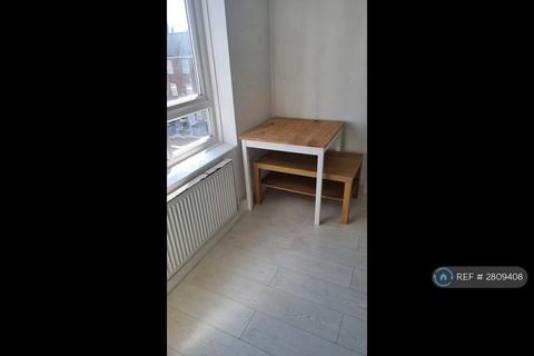 3 bedroom flat to rent, Marcon Court, London, E8