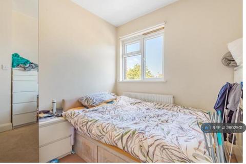 undefined, Western Avenue, London, W3