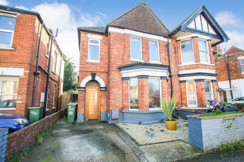 3 bedroom semi-detached house for sale, Radnor Park Road , Folkstone