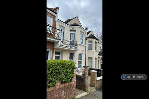 3 bedroom maisonette to rent, Eastern Road, London, SE4