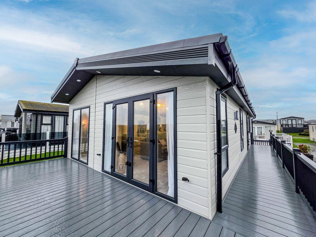 Rye Harbour Holiday Home