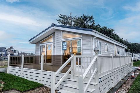 3 bedroom park home for sale, Rye Harbour Coastal and Country Park