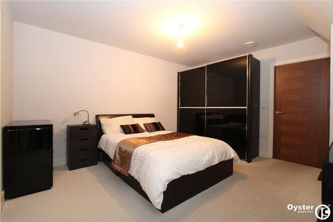 2 bedroom flat to rent, Burnt Oak Broadway, Edgware, HA8
