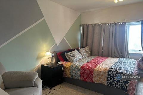 undefined, Lindsey Close, Mitcham, CR4