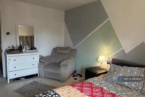 undefined, Lindsey Close, Mitcham, CR4