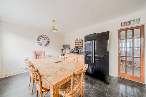 undefined, Chartwell Close, Ipswich, IP4