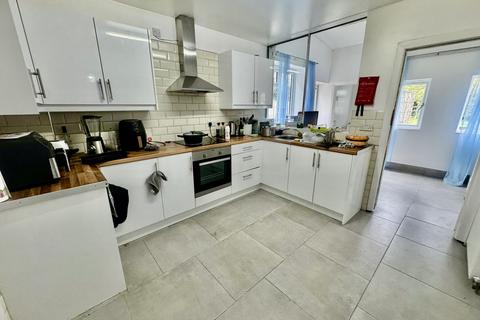 undefined, Western Boulevard, Nottingham, NG8