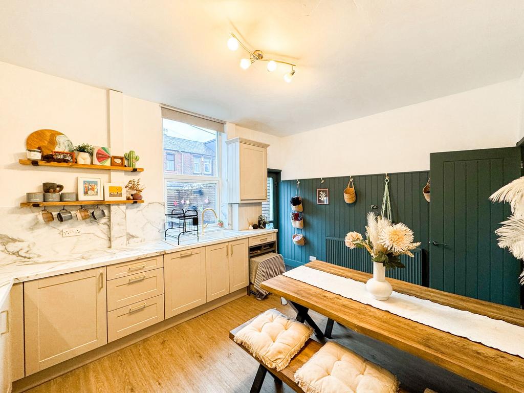 Kitchen / Diner