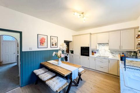 3 bedroom terraced house for sale, Fenton Street, Bury BL8