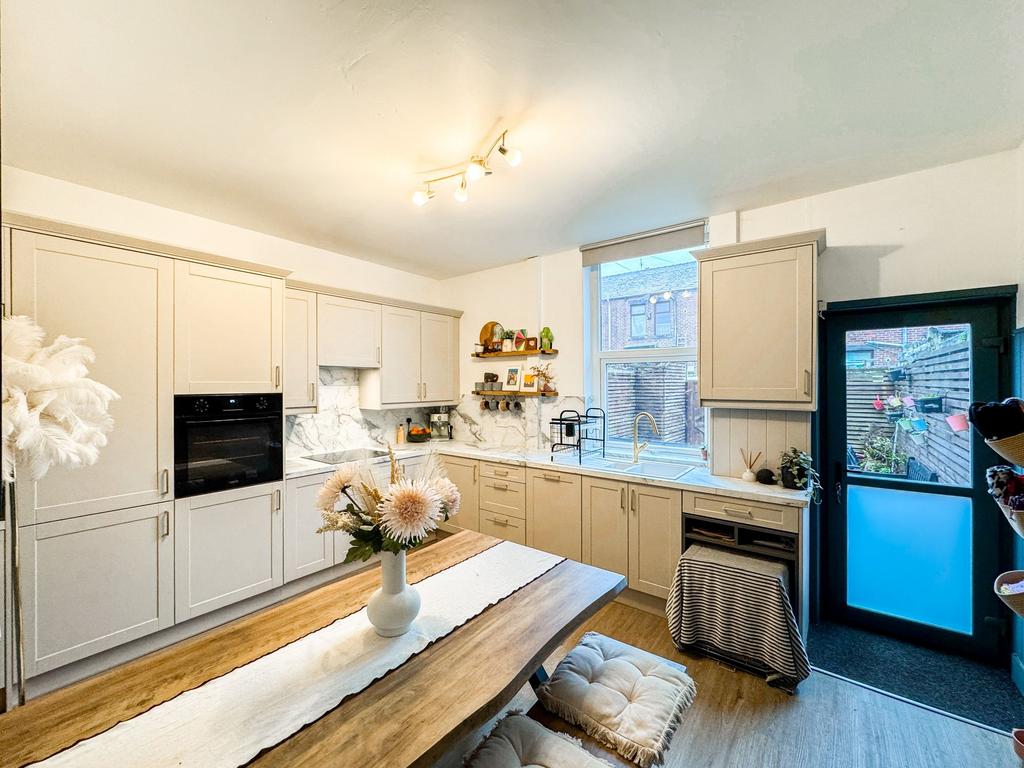 Kitchen / Diner