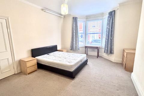 undefined, Ashleigh Grove, Newcastle upon Tyne, NE2