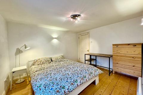 undefined, Taylors Court, Newcastle upon Tyne, NE1