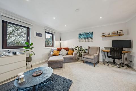 undefined, 33 Linnwood Court, Cathcart, Glasgow, G44 3JB