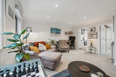 undefined, 33 Linnwood Court, Cathcart, Glasgow, G44 3JB