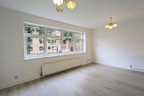 3 bedroom detached house to rent, Greencroft Close, Darlington, DL3
