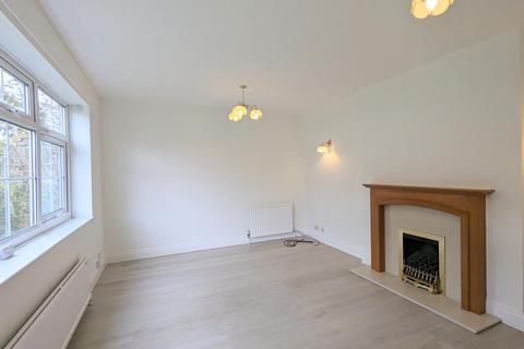 3 bedroom detached house to rent, Greencroft Close, Darlington, DL3